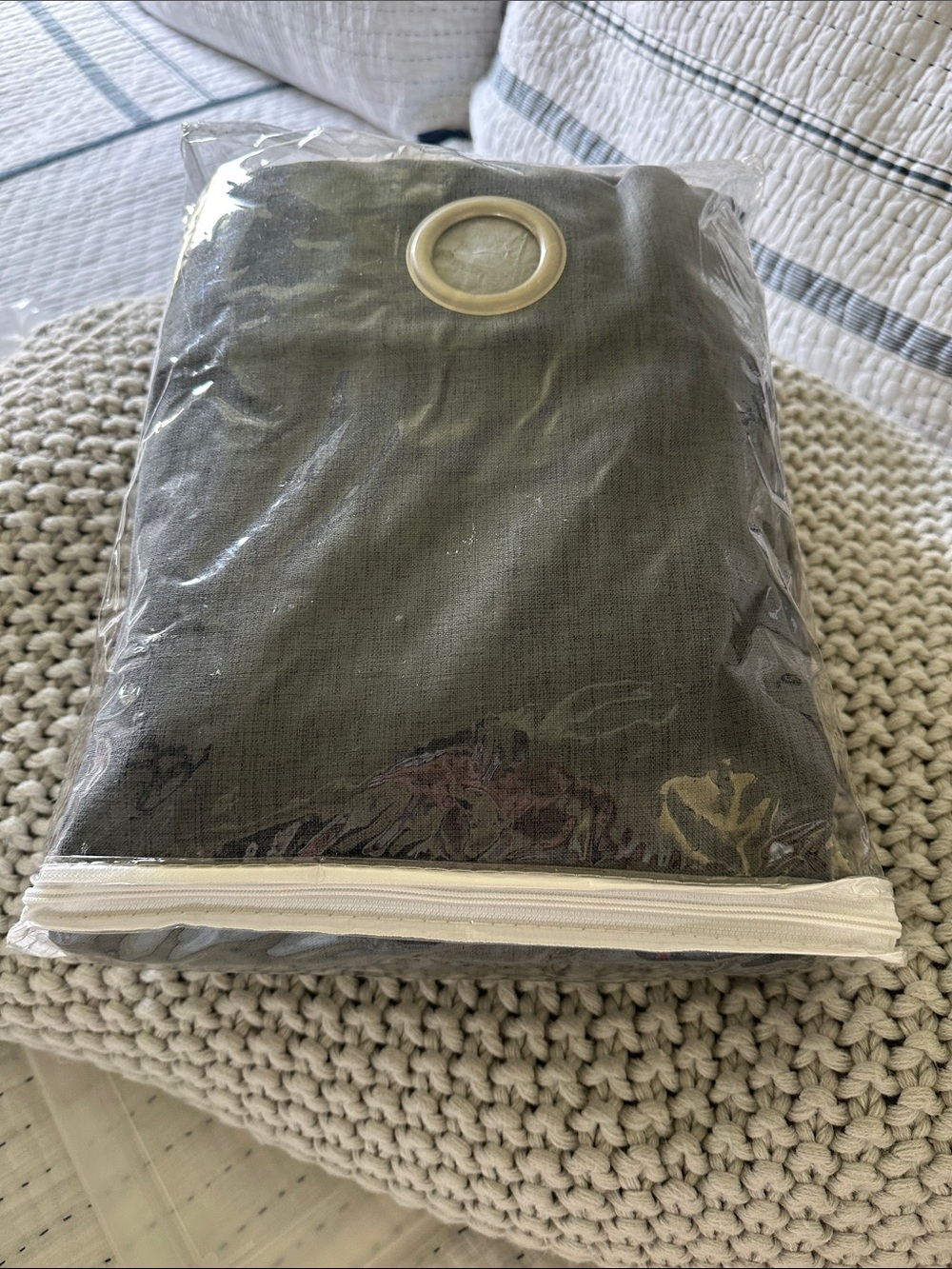 BLACKOUT Thermal Back curtains